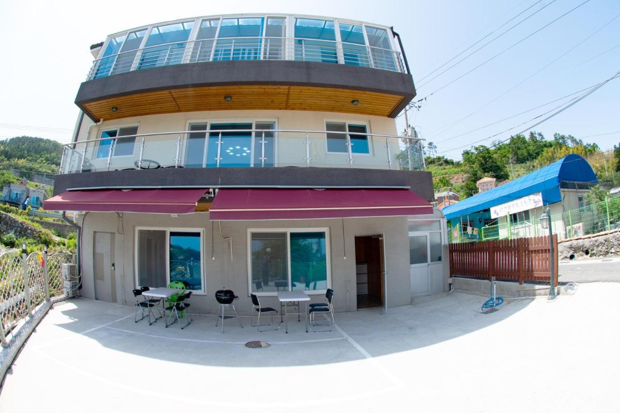 Geoje Blueberry Pension Exteriér fotografie